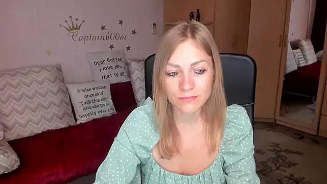 SilviaEyes from StripChat is Freechat