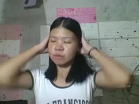 Skinny_PinayGirljust18 from StripChat is Freechat