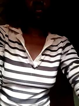 Smally_sexxy from StripChat is Freechat