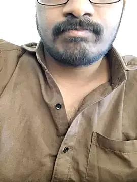 smart_king06 from StripChat is Freechat