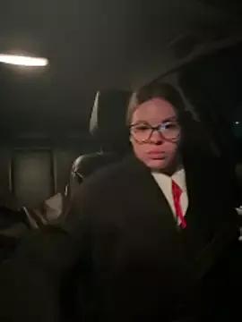 Girls free live sex cams: Check out the satisfaction of typing and cam2cam with our sensual livestreamers, who will teach you all about temptation and desires with their smoking hot physiques.