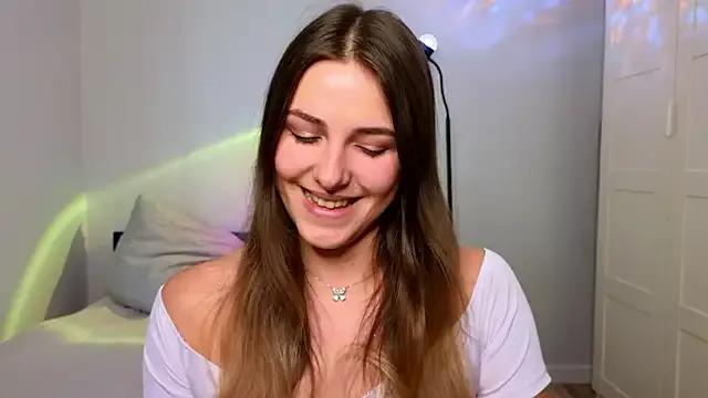 sophia_euphoriaa from StripChat is Freechat