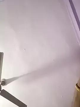 Sophia_James from StripChat is Freechat