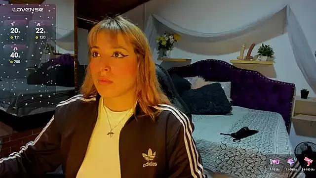 sophialyh_1 from StripChat is Freechat