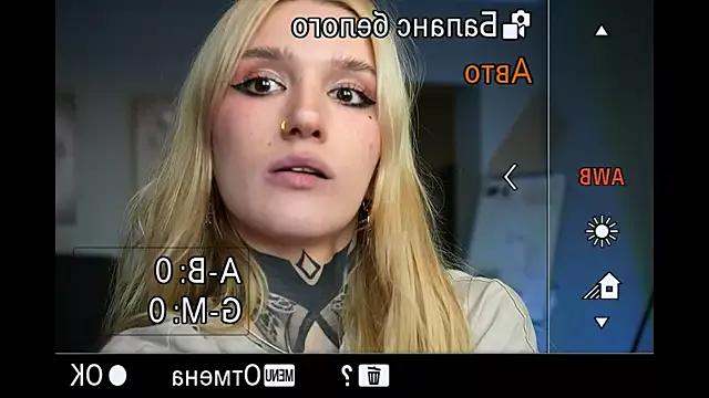 Girls free live sex cams: Check out the satisfaction of typing and cam2cam with our sensual livestreamers, who will teach you all about temptation and desires with their smoking hot physiques.