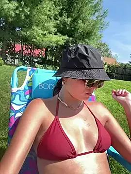 SpaceCowWhore from StripChat is Freechat