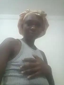 Squirt_hun from StripChat is Freechat