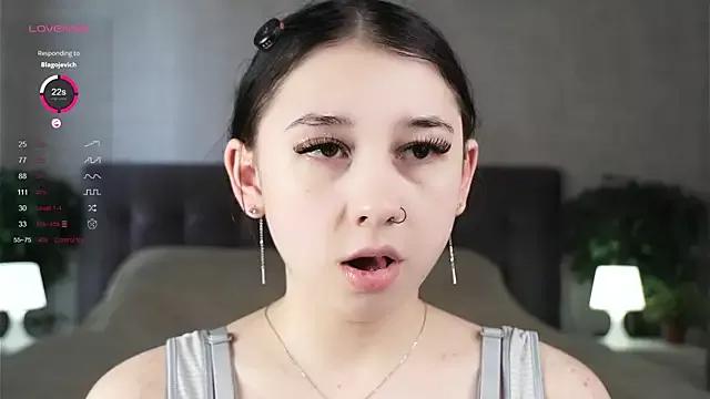 Girls free live sex cams: Check out the satisfaction of typing and cam2cam with our sensual livestreamers, who will teach you all about temptation and desires with their smoking hot physiques.