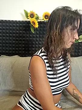 Photos of Stefania_PT from StripChat is Freechat