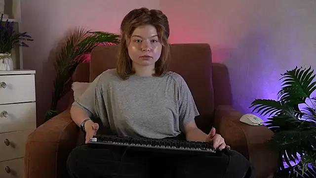 Stella_Vanila from StripChat is Freechat