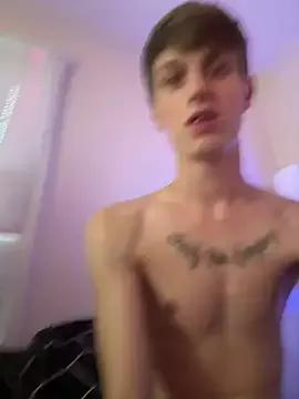 stevenwittduh from StripChat is Freechat
