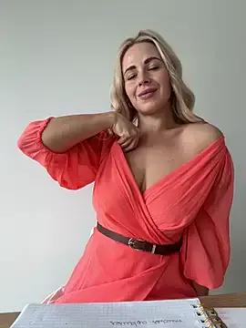 Enter and look around our huge range of wacky live broadcasts on our heels page. From Sexfight to 