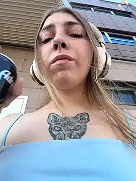 Girls free live sex cams: Check out the satisfaction of typing and cam2cam with our sensual livestreamers, who will teach you all about temptation and desires with their smoking hot physiques.