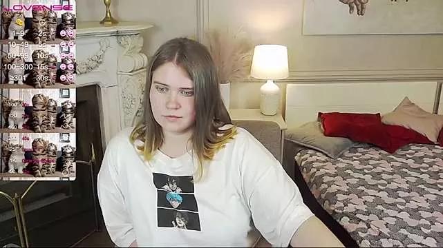 sunshine_daisy from StripChat