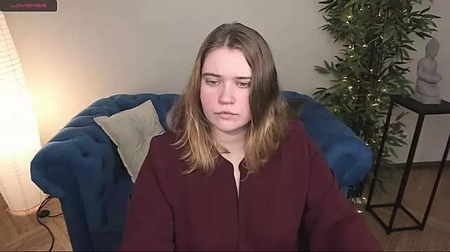 sunshine_daisy from StripChat
