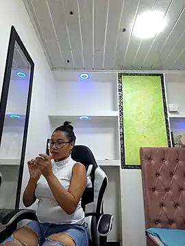 susan_mooree from StripChat is Freechat