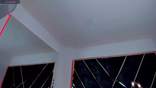 SusanaHenao from StripChat is Freechat
