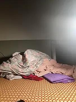 Sweet-asian from StripChat is Freechat