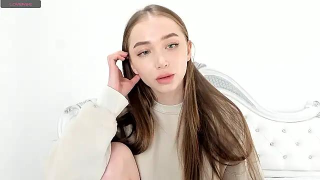 Sweet-bb from StripChat