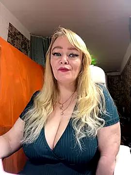 Sweet-blonde from StripChat is Freechat