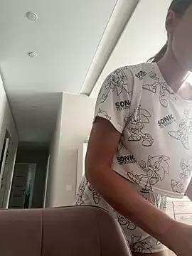 Sweet_Pussy_Lips from StripChat is Freechat