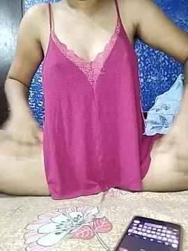 Sweet_Shiny from StripChat