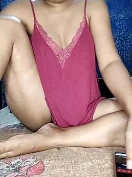 Sweet_Shiny from StripChat