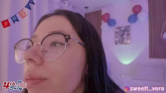 sweet_vera from StripChat