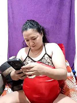 sweetannie13 from StripChat is Freechat