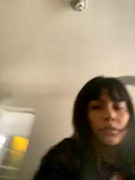 SweetieMariana from StripChat is Freechat