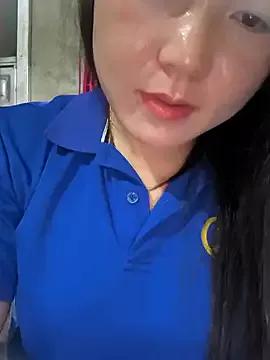 Sweetlove_77 from StripChat