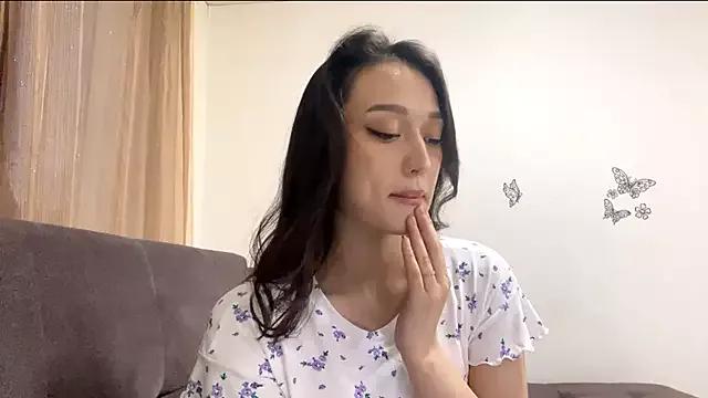 SweetSakuraJane from StripChat is Freechat