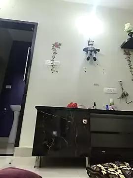 Tamil_Ishu from StripChat is Freechat