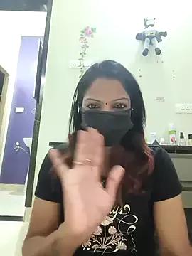 Tamil_Ishu from StripChat is Freechat