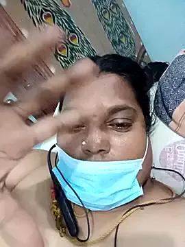 tamil_Vanthana from StripChat is Freechat