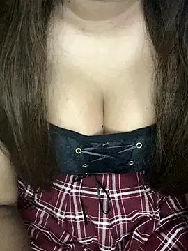 Tara_girl01 from StripChat is Freechat