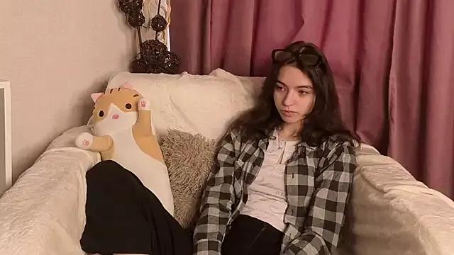 TarahCayne from StripChat is Freechat