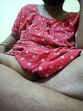 teddy-143 from StripChat is Freechat