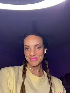 Texxaspearl from StripChat is Freechat