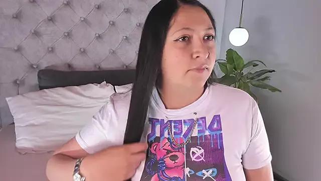THALIA_WOLF from StripChat is Freechat