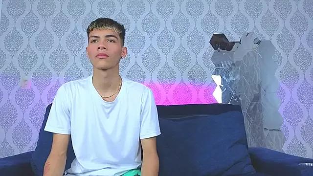The_slim_boyss3 from StripChat is Freechat