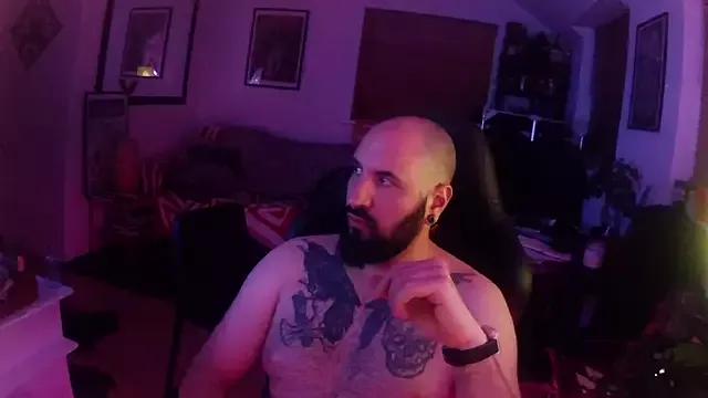 theBeardyViking from StripChat is Freechat