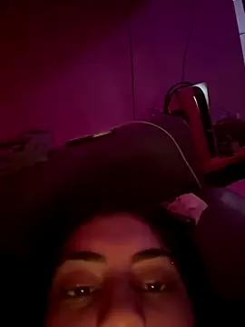 Photos of ThickerThanYoBitch from StripChat is Freechat
