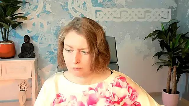 TiffanyBrauny from StripChat is Freechat
