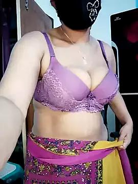 Tina_-Sen from StripChat is Freechat
