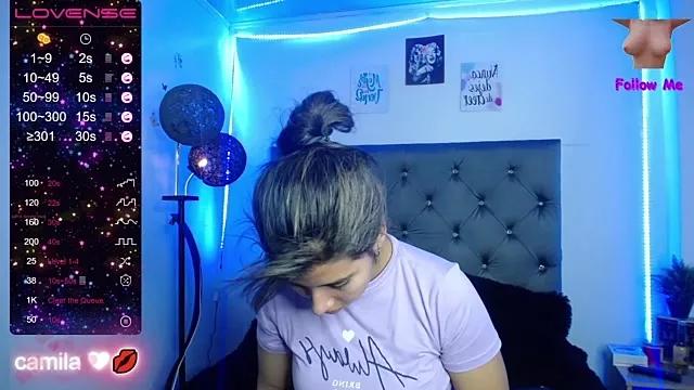 TinnaJhonson from StripChat