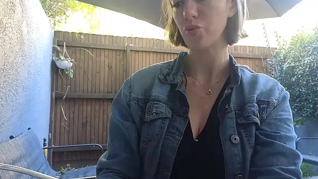 Girls free live sex cams: Check out the satisfaction of typing and cam2cam with our sensual livestreamers, who will teach you all about temptation and desires with their smoking hot physiques.