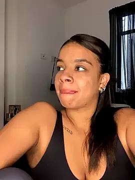 trianawhite from StripChat is Freechat