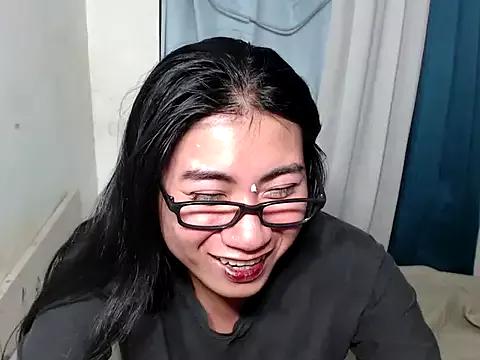 Tsirish_blairxx from StripChat is Freechat