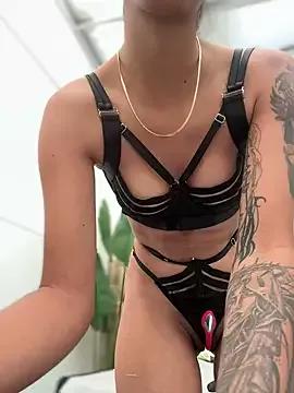 Girls free live sex cams: Check out the satisfaction of typing and cam2cam with our sensual livestreamers, who will teach you all about temptation and desires with their smoking hot physiques.
